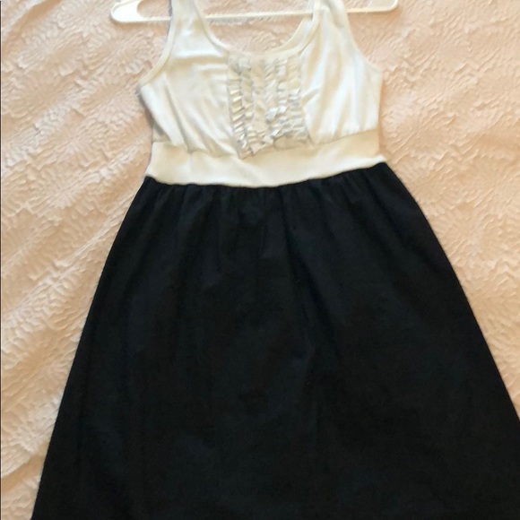 Sundress - Picture 3 of 3